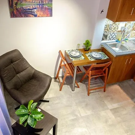 Old Town Studio's شقة ريثيمنو